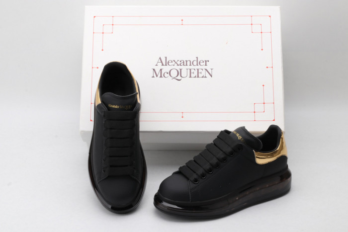Mcqv*en oversized sneaker