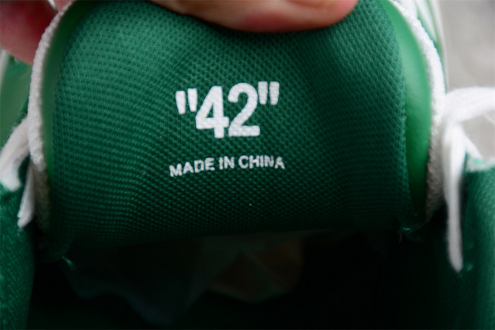 OFF-WHITE Out Of Office