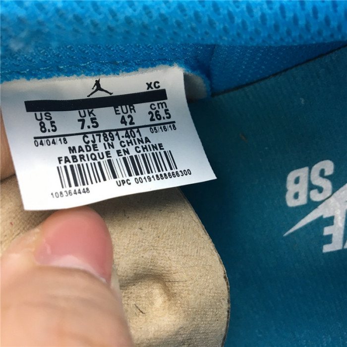 nike sb air jordan 1 low unc cj7891-401