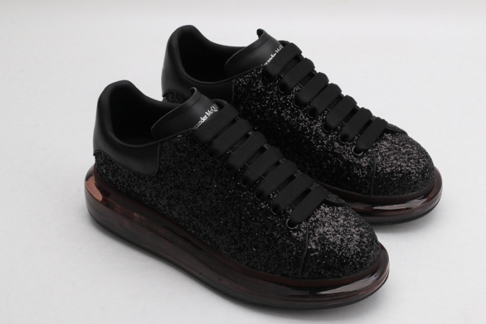 Mcqv*en oversized sneaker