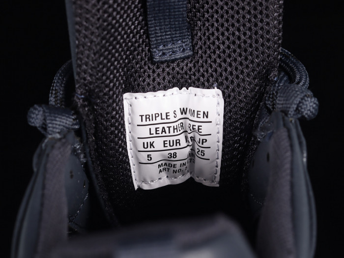 blc* triple s trainer