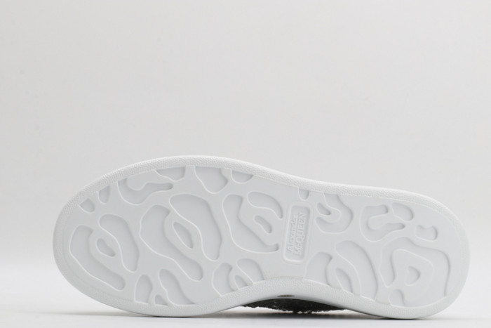 Mcqv*en oversized sneaker