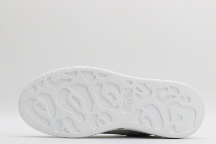 Mcqv*en oversized sneaker