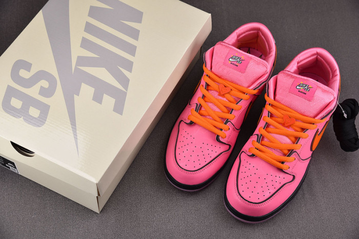 the powerpuff girls x nike sb dunk low blossom fd2631-600